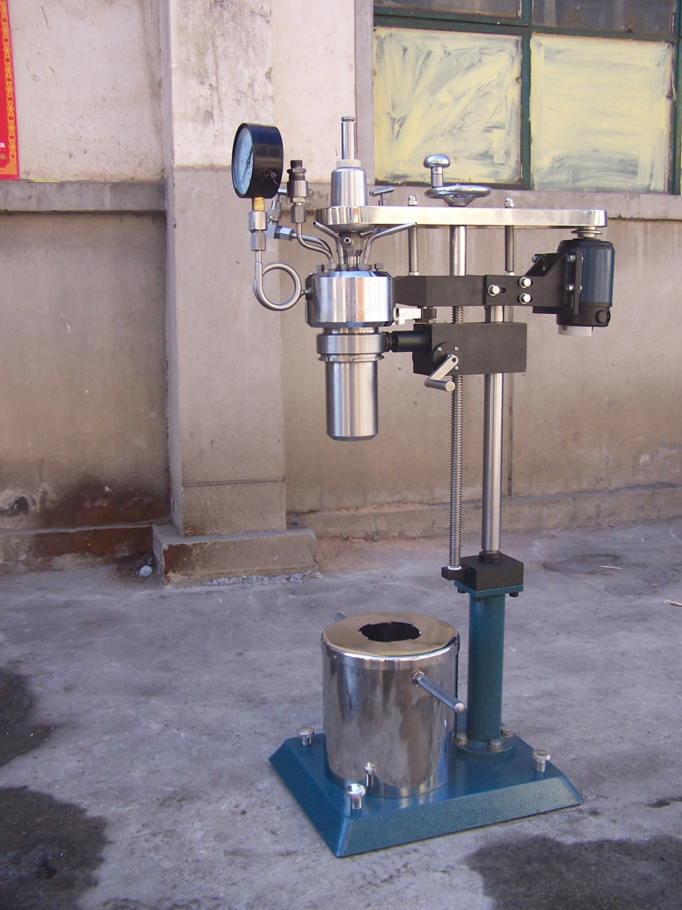 KCFD系列--快開(kāi)卡環(huán)結(jié)構(gòu)-釜體下落、翻轉(zhuǎn)出料